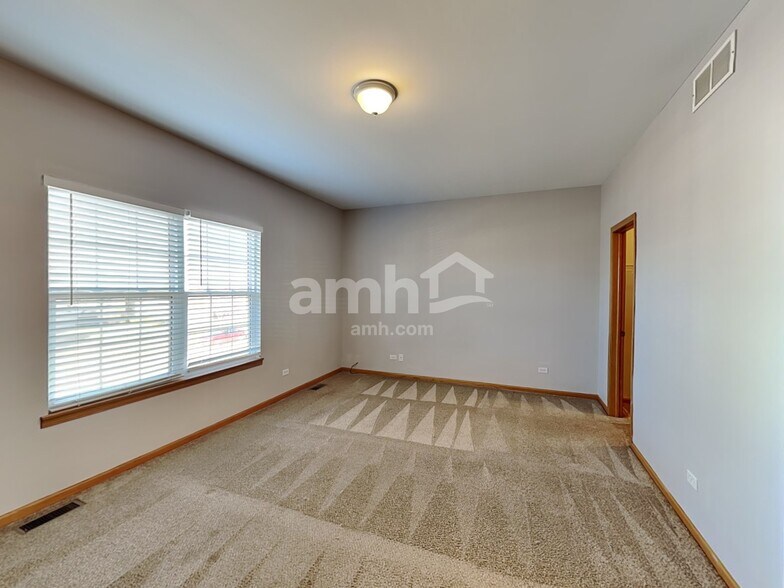 Building Photo - 4514 Skylark Ln