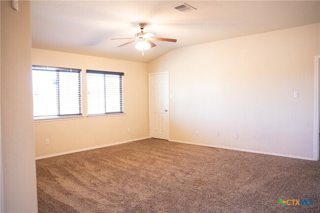 Building Photo - 6006 Ambrose Cir