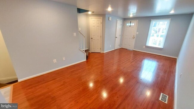 Building Photo - 8709 Ravenglass Way