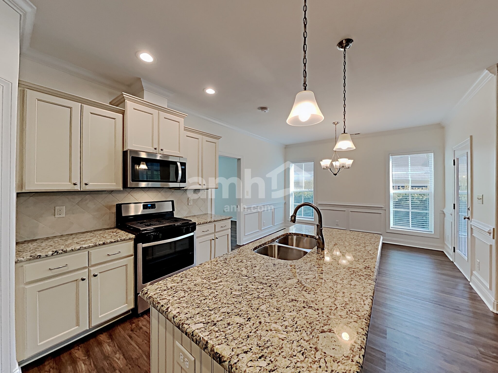 Building Photo - 756 Varina Ln