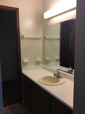 Building Photo - Great 2/2 right off Apalachee Pkwy!