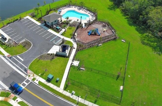 Building Photo - 2739 Skyline Lp