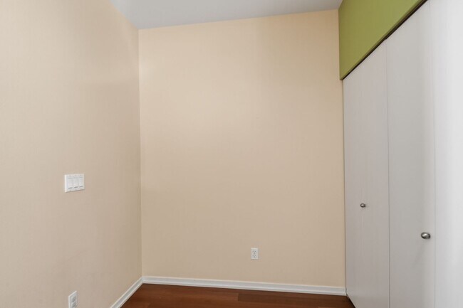Building Photo - 15235 NE 81st Way