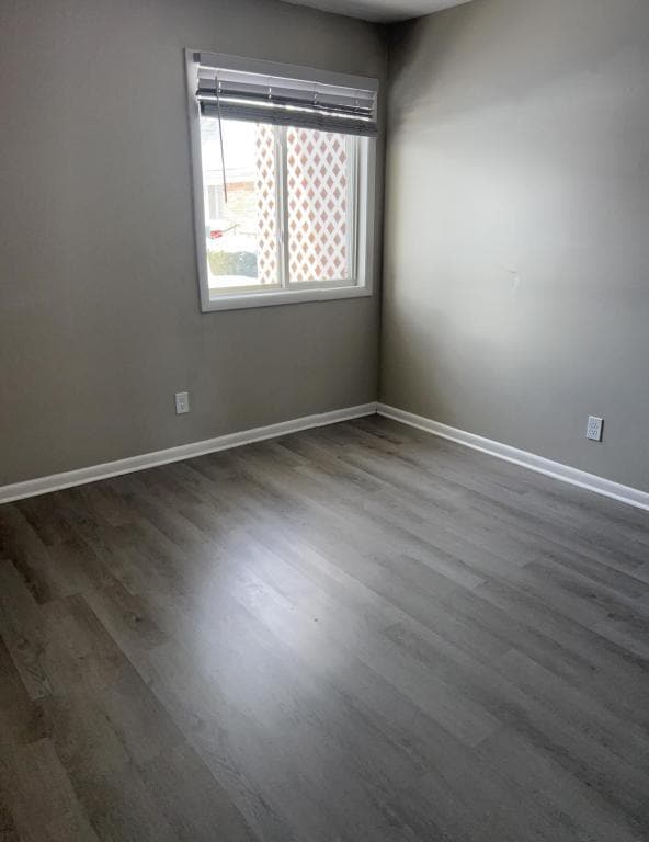 Building Photo - 911 W McKay Rd