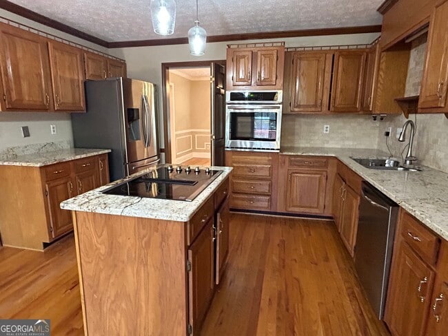 Building Photo - 700 Singley Ct SW