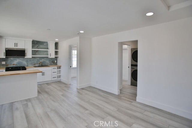 Building Photo - 17165 N Pacific Ave.