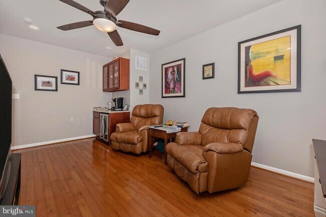 Building Photo - 619 Blandwood Rd