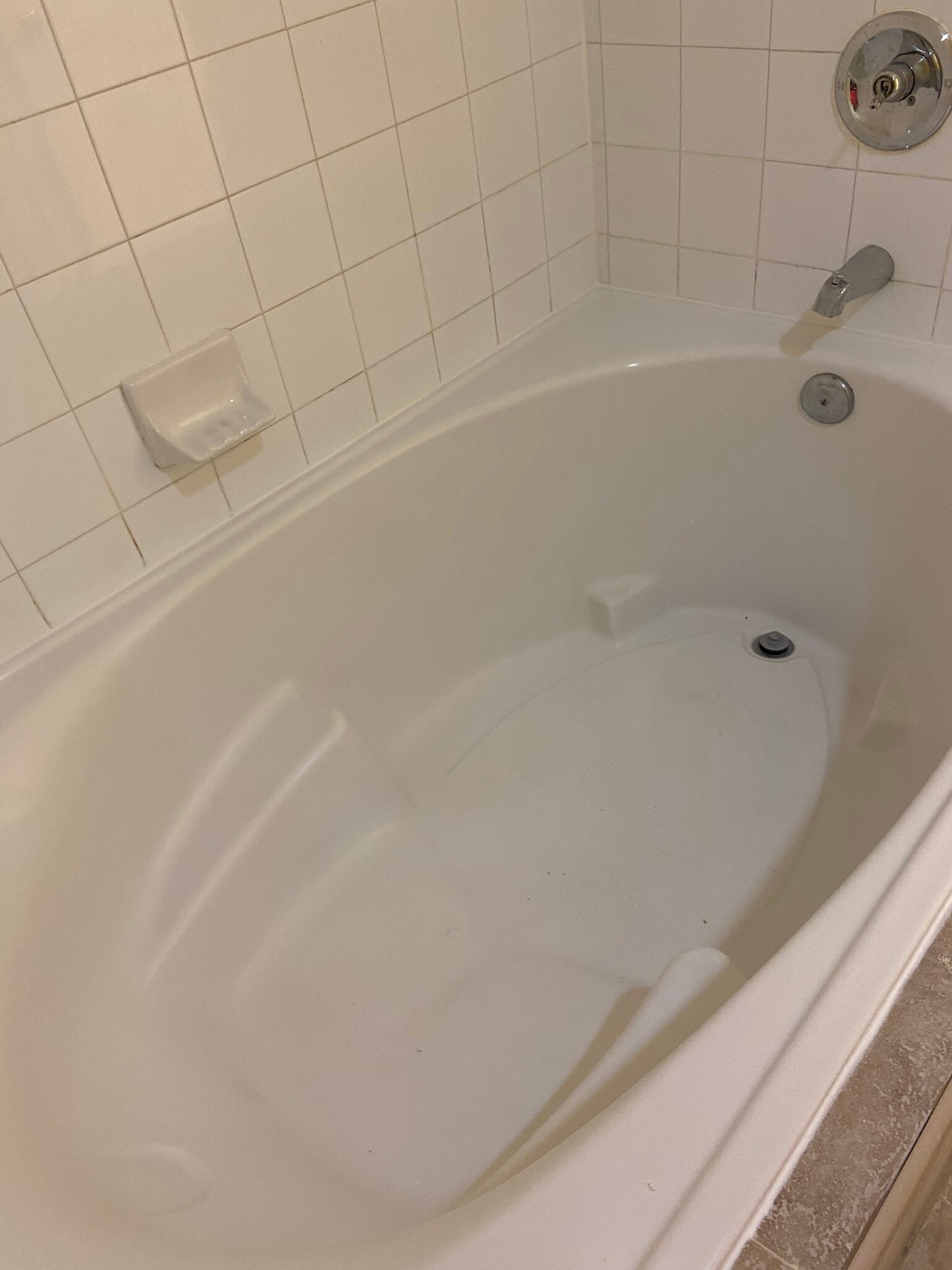 shower tub downstairs - 121 Melissa Pl