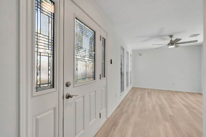 Building Photo - 1434 Chestnut Springs Ln