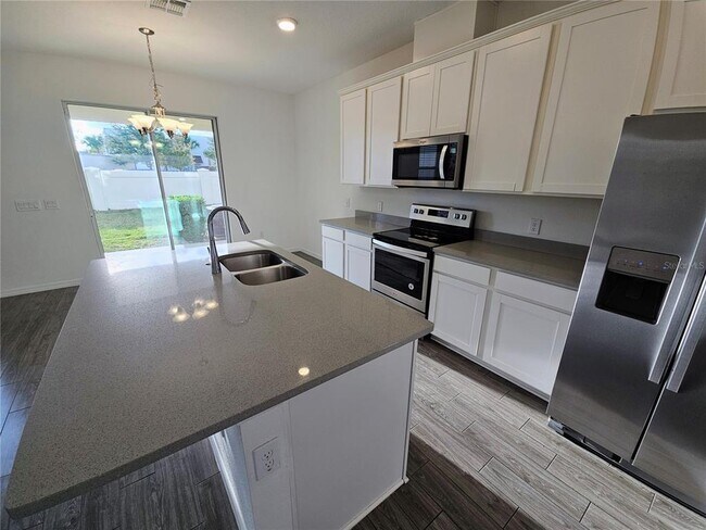 Building Photo - 15313 Willow Arbor Cir