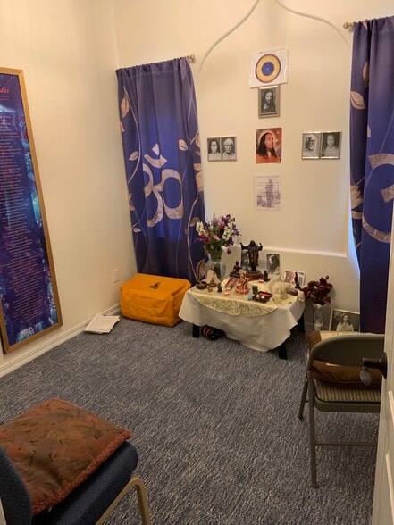 Building Photo - 40197 SW Nelson Dr