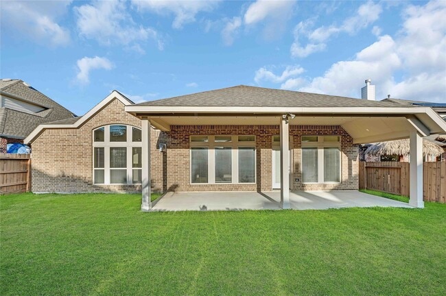 Building Photo - 28011 Hallimore Dr