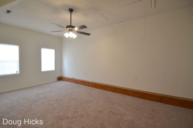 Building Photo - 4 br, 2.5 bath House - 7421 Coffey Creek Dr