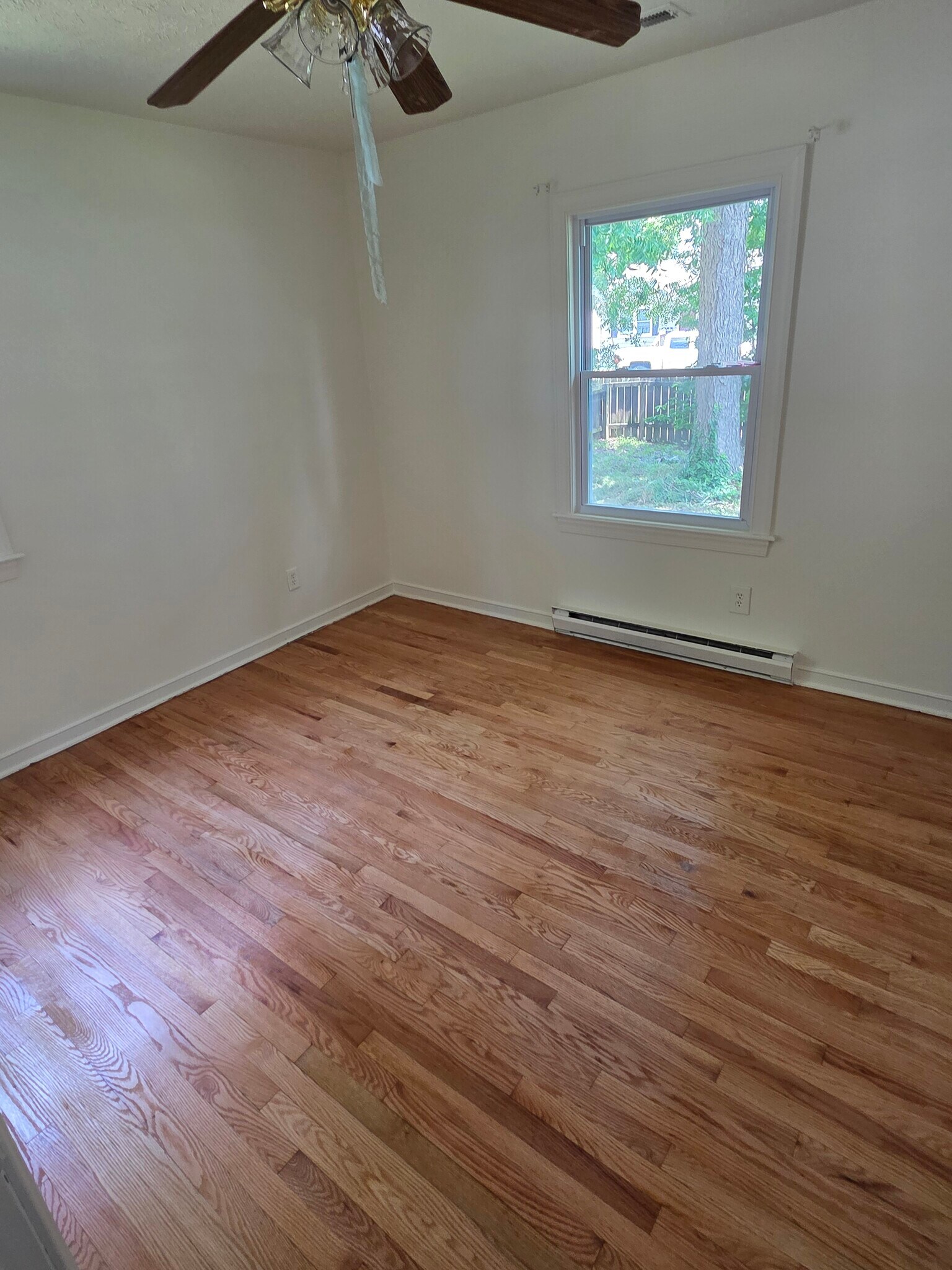 Bedroom 2 - 8 N Fern Ave