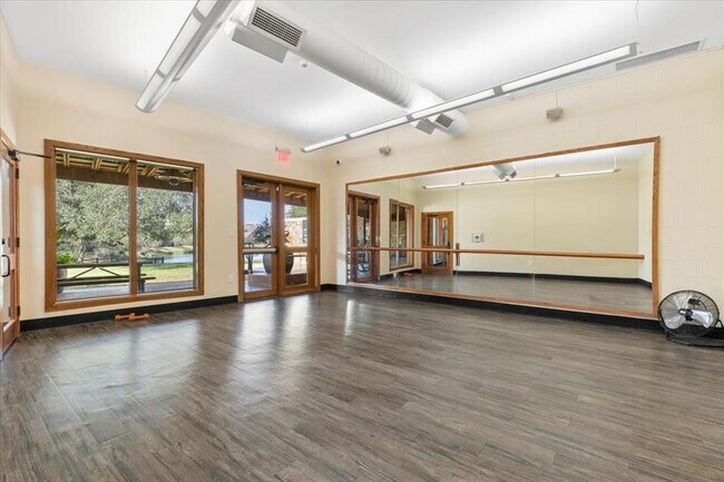 Building Photo - 629 Rocky Spot Dr