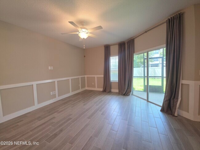 Building Photo - 12784 Josslyn Ln