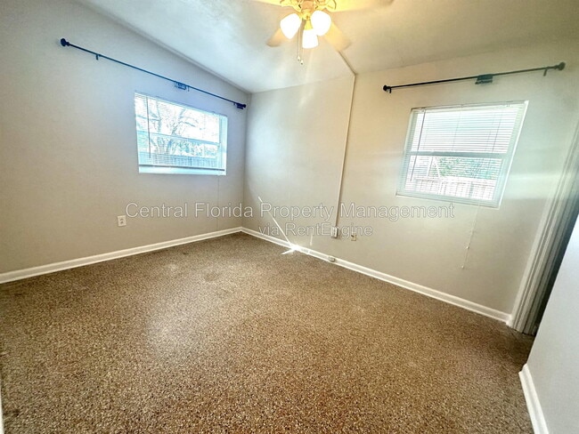 Building Photo - 3400 Price Ave