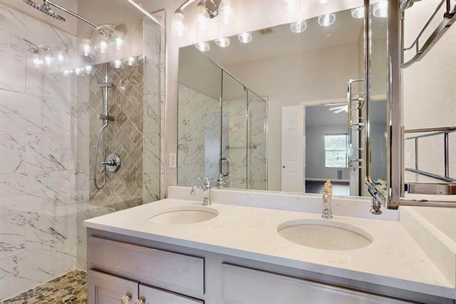 Building Photo - 7809 Enchanted Isle Dr