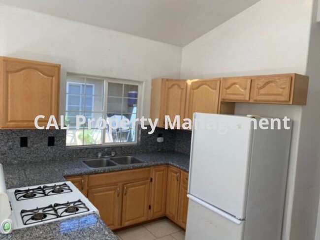 Building Photo - Two Bedroom for Rent in King City, CA!