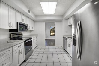Building Photo - 6630 Villa Sonrisa Dr
