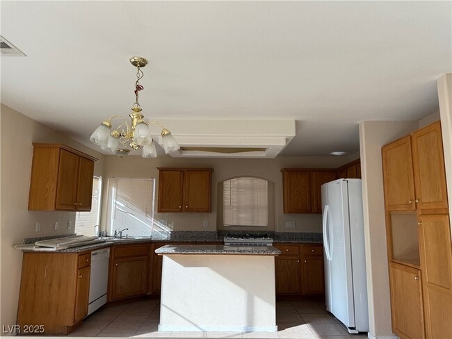 Building Photo - 7545 Slipstream St