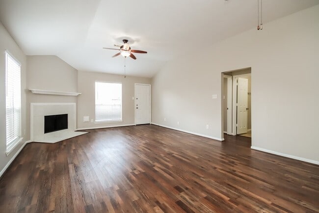 Building Photo - 7457 Parkland Manor Dr