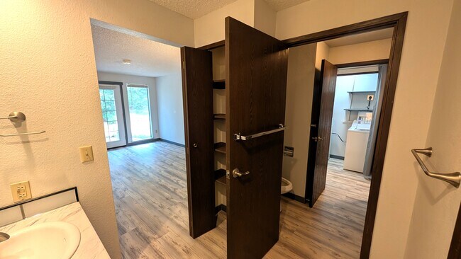 Building Photo - 6363 Harbor Sunset Pl