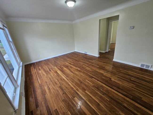 Building Photo - 24630 Alberton Rd