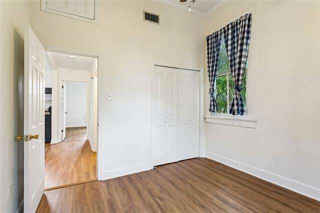 Building Photo - 3646 Camp St
