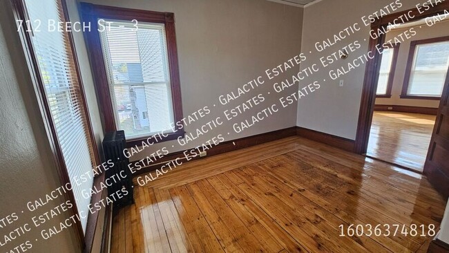 Building Photo - 712 Beech St