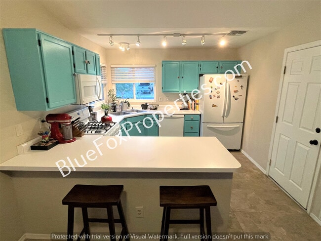 Building Photo - 3750 W Hideout Trail