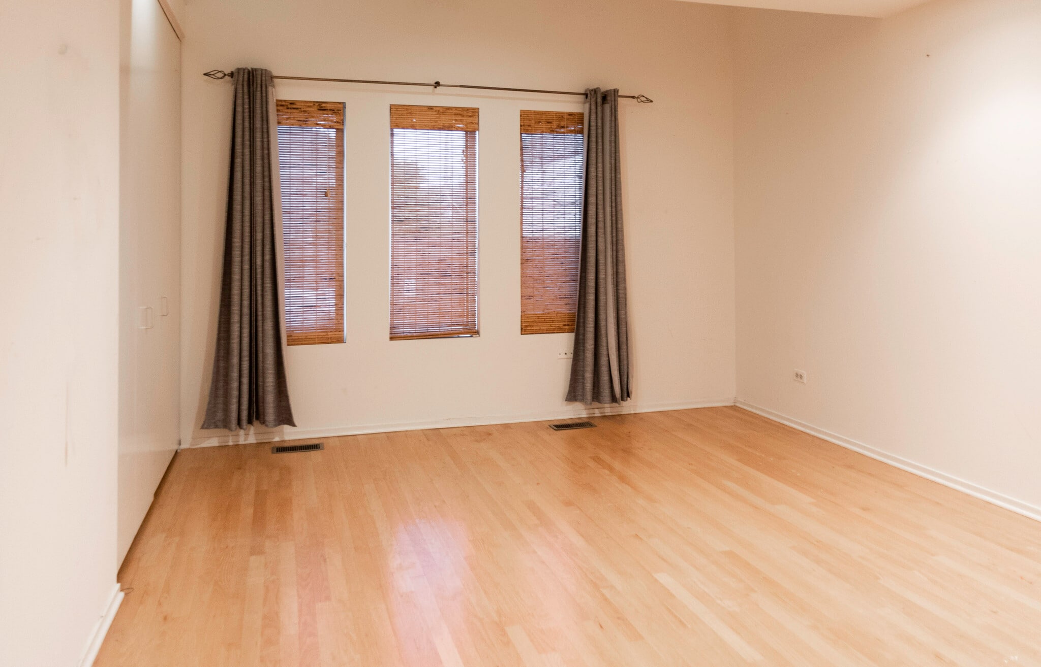 Building Photo - 1810 N Fremont St