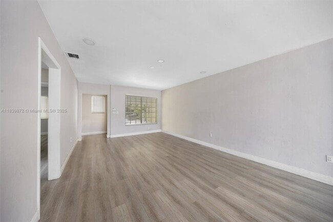Building Photo - 5781 SW 25th St