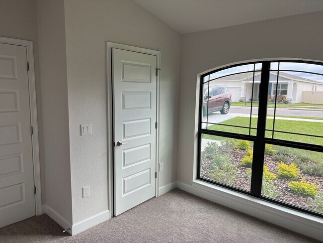 Building Photo - Rent this brand-new home in Davenport today!