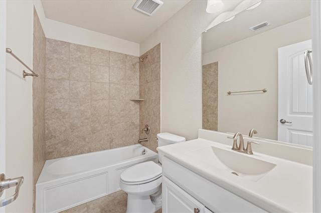 Building Photo - 2314 Wind Meadow Ln