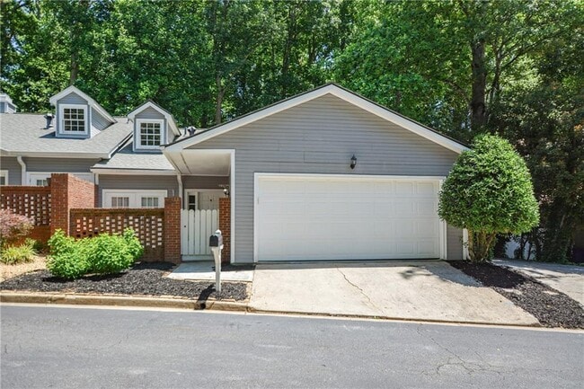 Primary Photo - 2992 Crosswycke Forest Dr