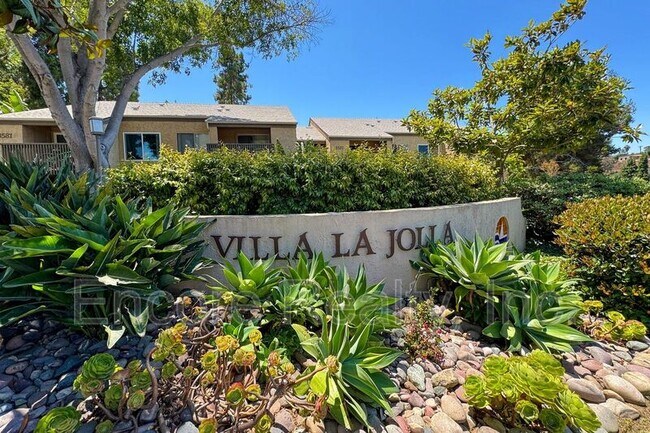 Building Photo - 8545 Villa La Jolla Dr