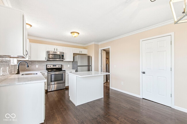 Building Photo - 2604 Senators Way