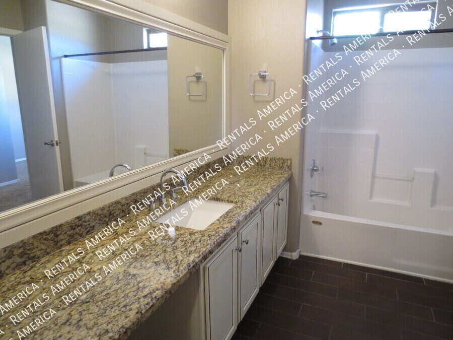 Building Photo - 21829 N 40th Pl