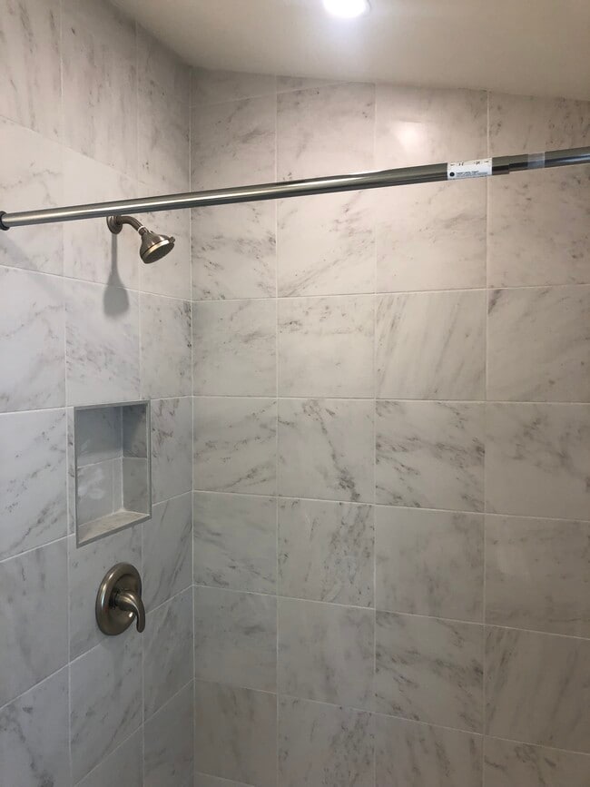 Building Photo - 9314 Madison Ave