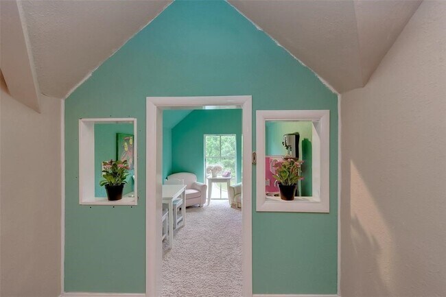 Building Photo - 3 Galleta Ct