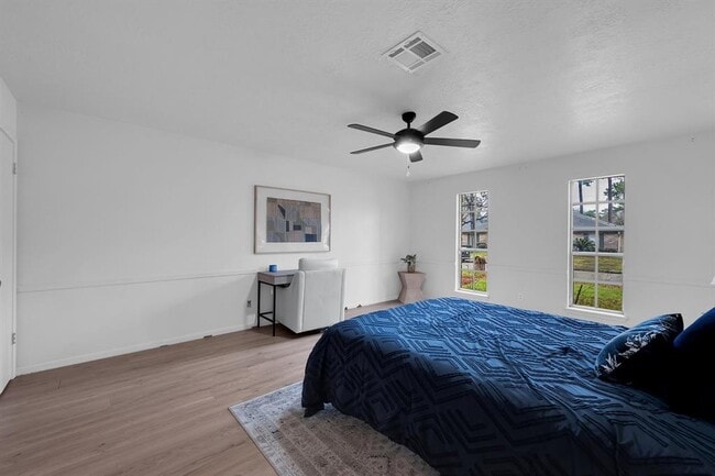 Building Photo - 11827 Normont Dr