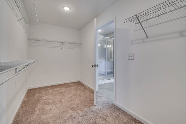Building Photo - Ready for you - Comfort AND sophistication in Martinez, GA!