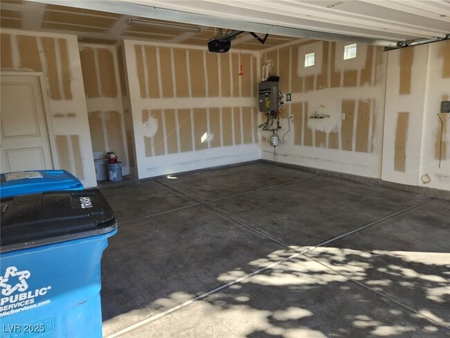 Building Photo - 2910 Ventana Ridge Ave
