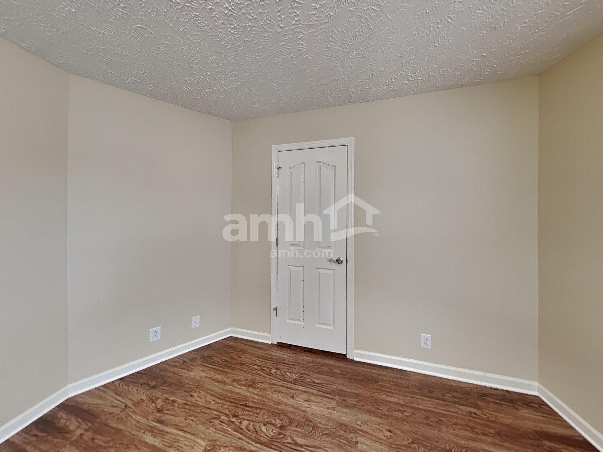 Building Photo - 2617 Westhaven Dr
