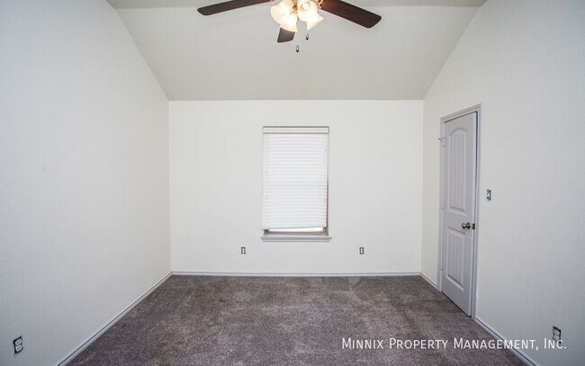 Building Photo - 1118 Preston Trails