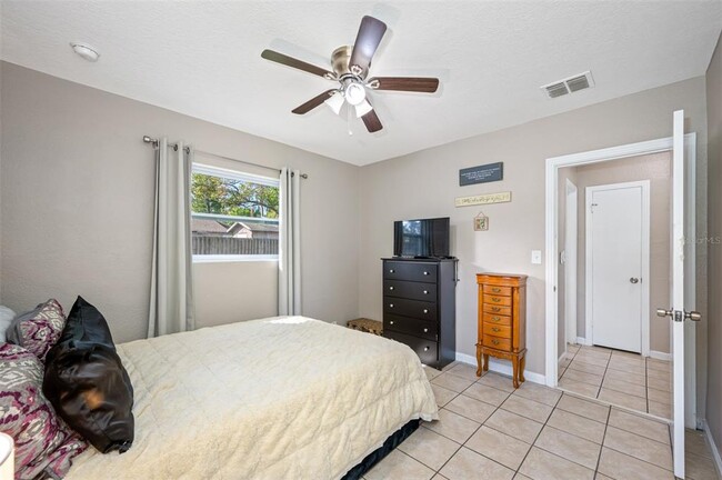 Building Photo - 1411 Pine Brook Dr