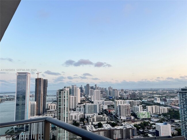 Building Photo - 501 NE 31st St