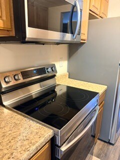 Building Photo - 1821 Graybird Ct