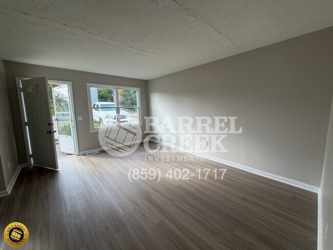 Building Photo - 417 Earl St